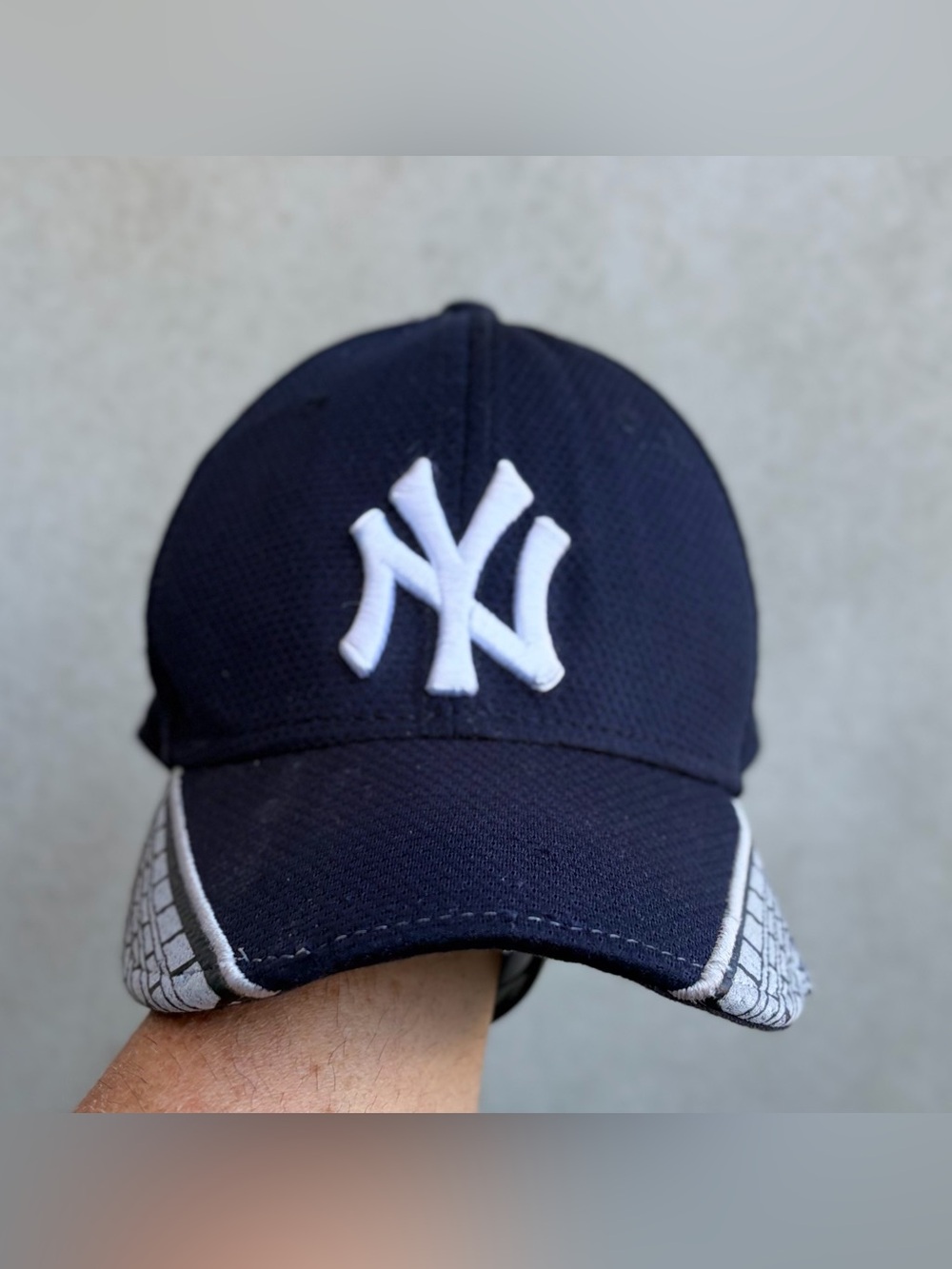 New York Yankees MLB Baseball New Era-Rare-Fitted Stretch Hat- Child- Youth